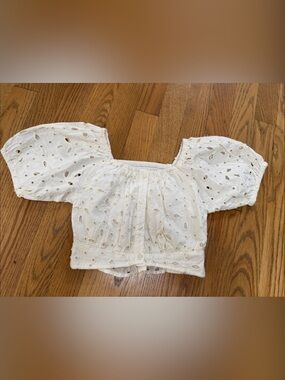 Zara White Eyelet Puff-Sleeve Crop Blouse